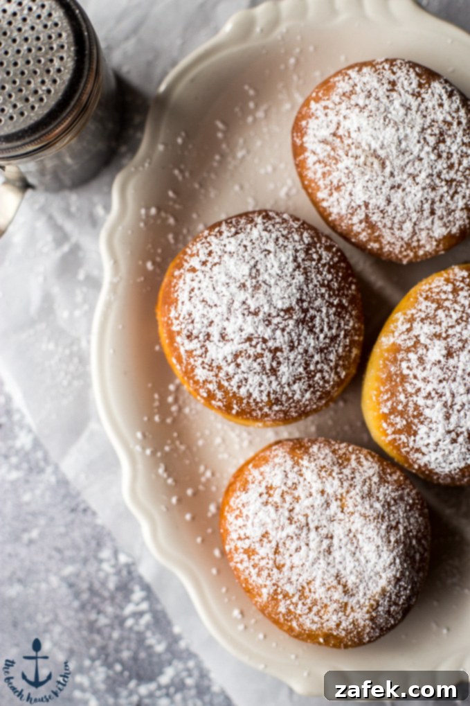 Hungarian Festive Doughnuts 1 featured 20624