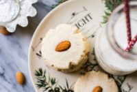 Buttery Almond Cloud Cookies