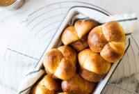 Puffy Brioche Buns
