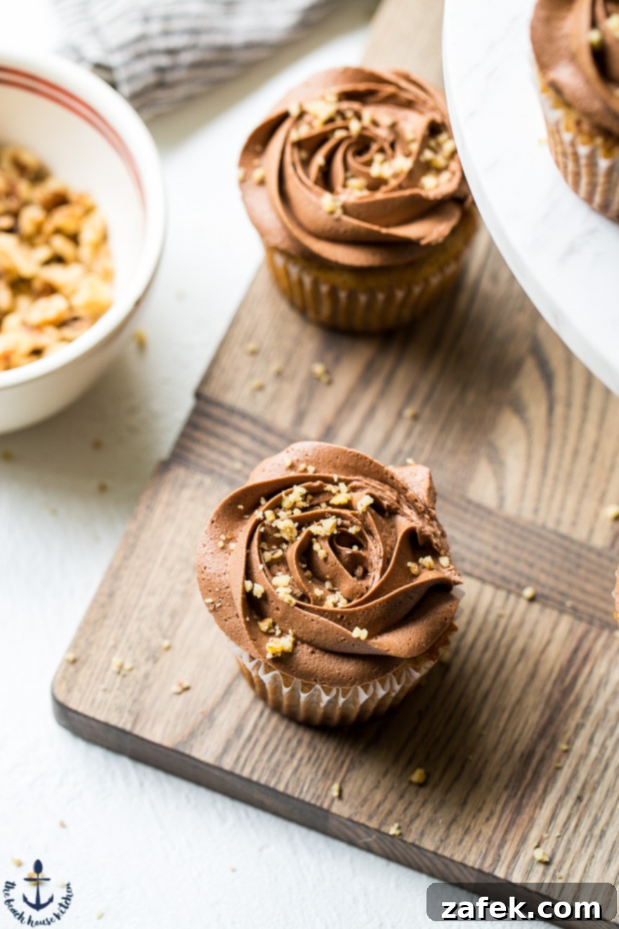 Choco-Banana Bliss Cupcakes 1 featured 27934