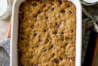 Chewy Oatmeal Chocolate Chip Bars