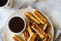 Cheesy Sausage French Toast Swirls