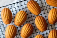 Autumn Spiced Pumpkin Madeleines