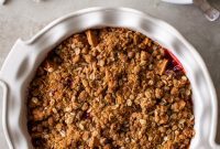 Spiced Apple Cranberry Crisp