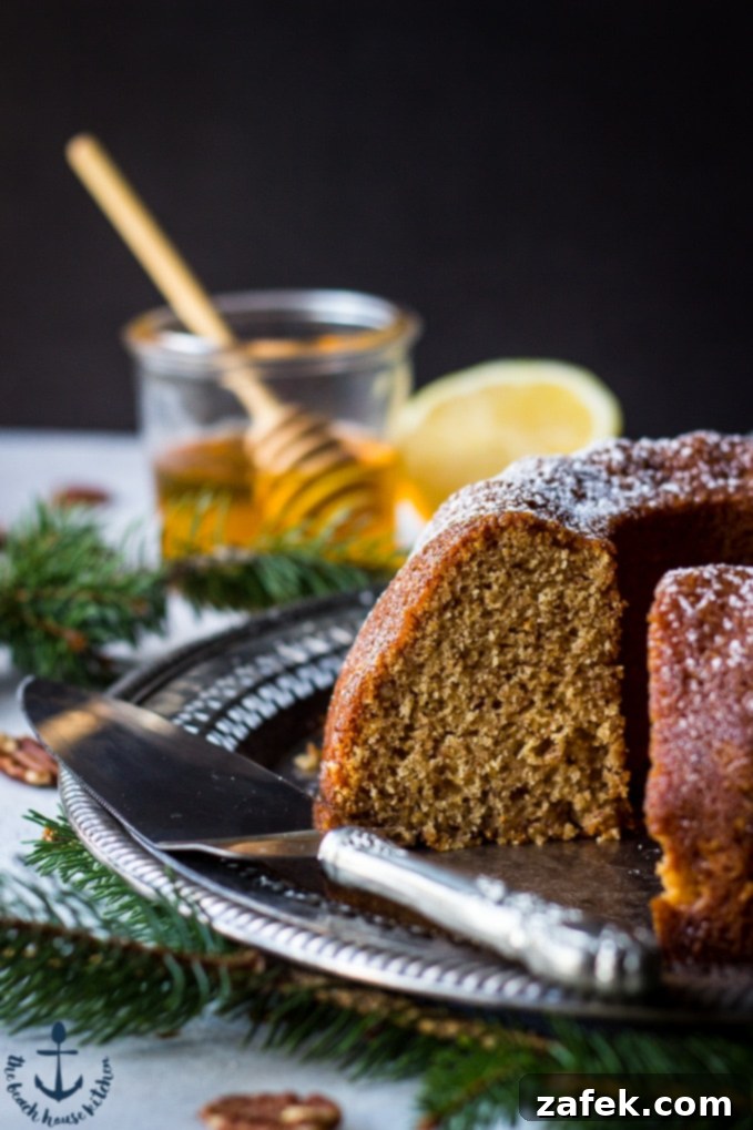 Honey-Pecan-Bundt-Cake Honey Pecan Bundt Cake