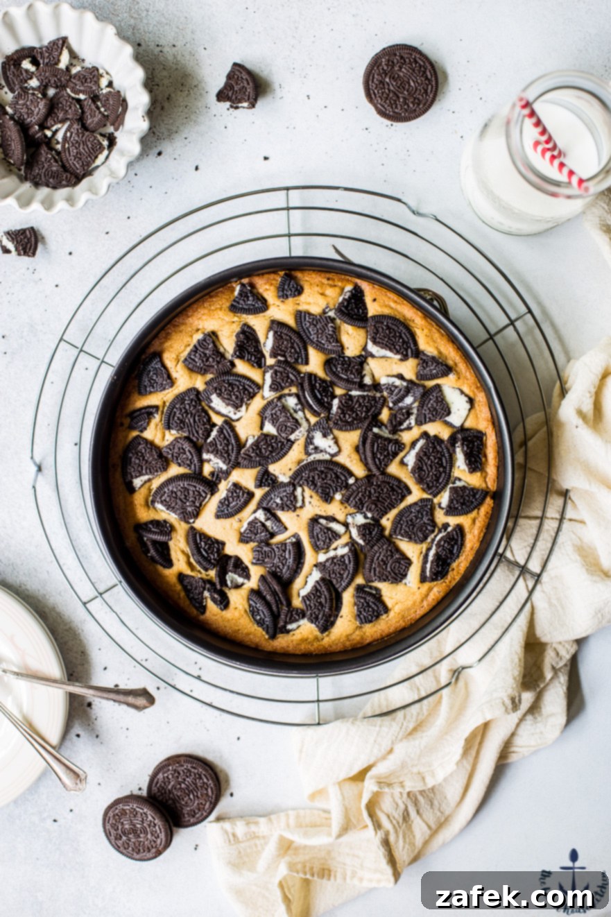 Oreo Blondies with Oreo Cookie Crust - A Must-Try Dessert Irresistible Oreo Blondies with a rich Oreo Cookie Crust