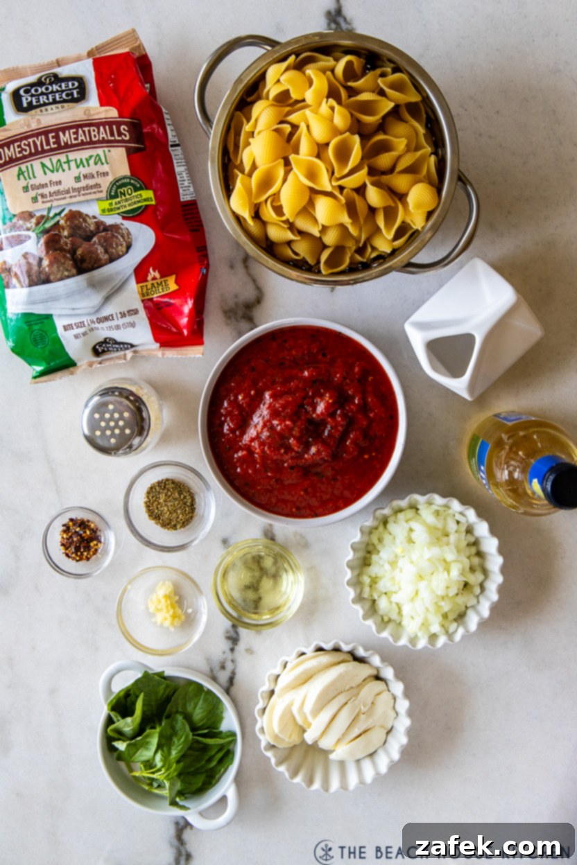 Creamy tomato sauce with meatballs and pasta